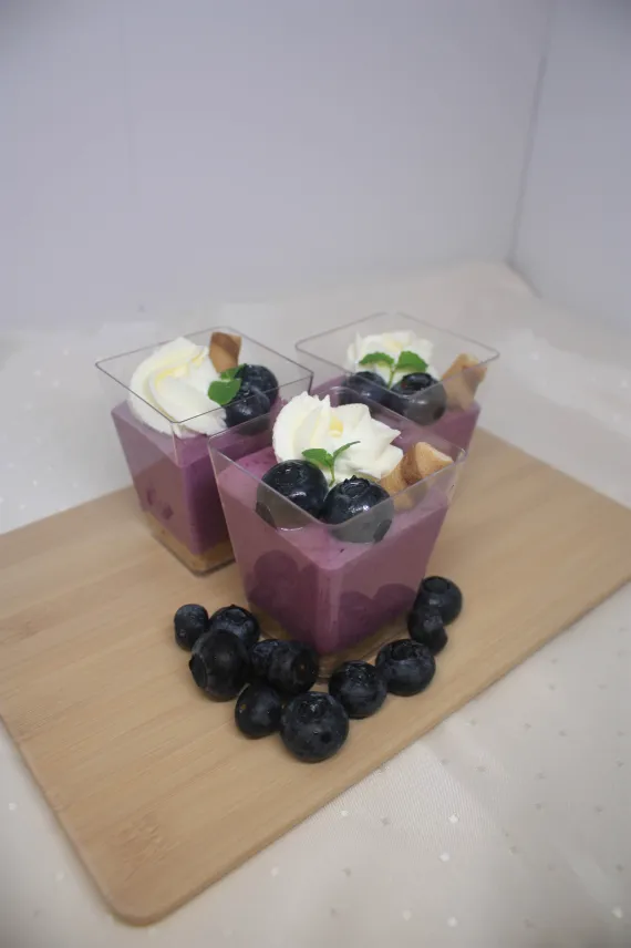Blueberry cheesecake minis