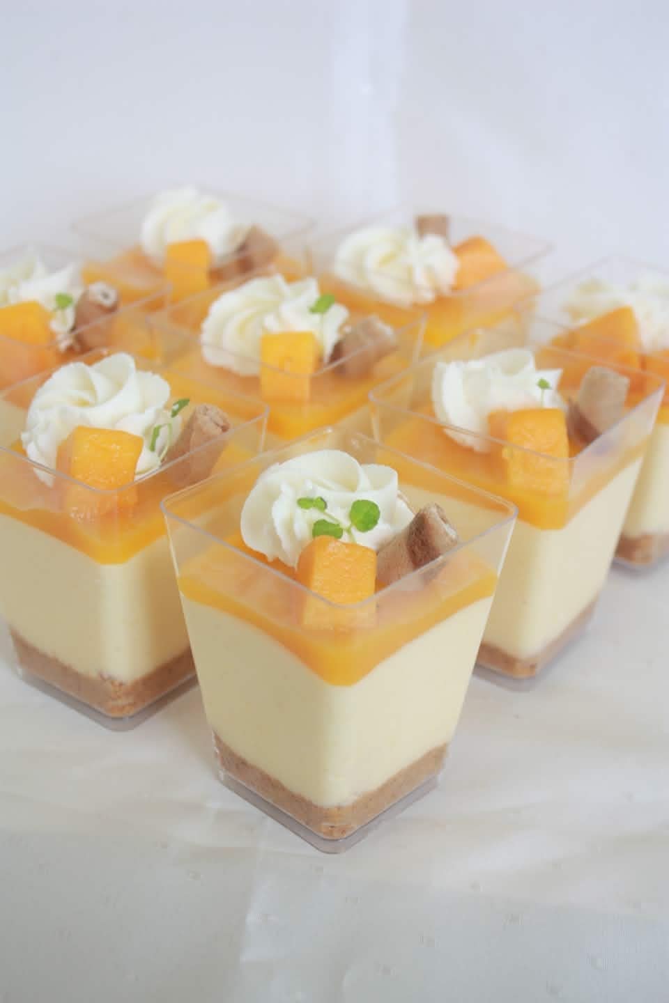 Mango cheesecake
